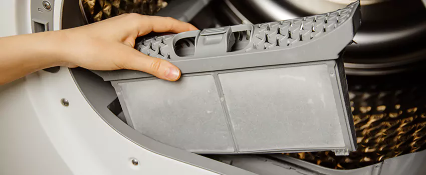 Signs Of A Clogged Dryer Lint Trap in San Jacinto, California